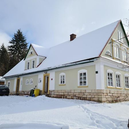 Apartmany Stara Posta Božanov 외부 사진