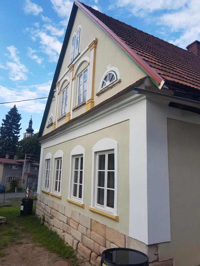 Apartmany Stara Posta Božanov 외부 사진