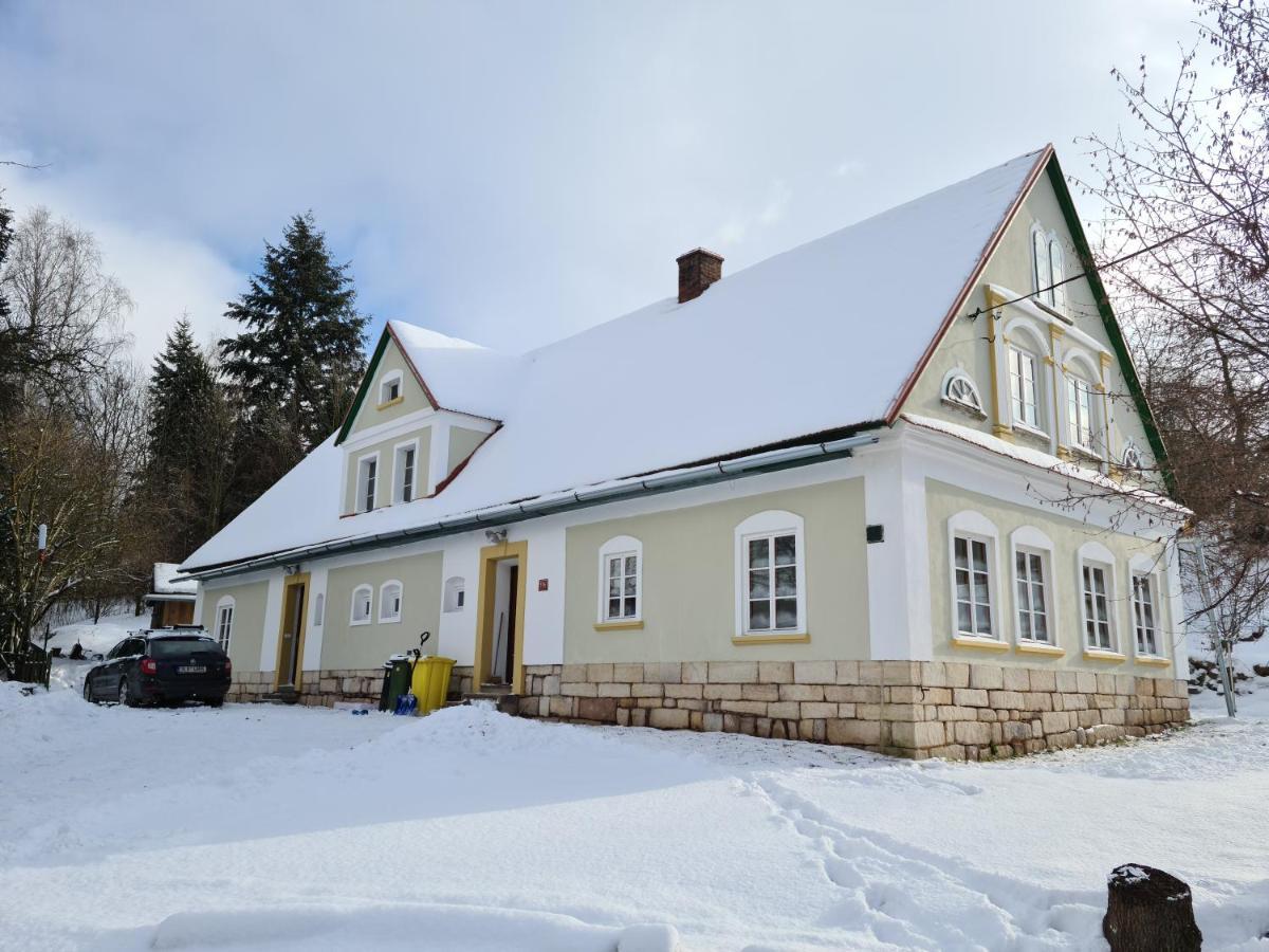 Apartmany Stara Posta Božanov 외부 사진